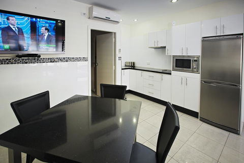Jesmond Executive Villas - Accommodation Rockhampton 21