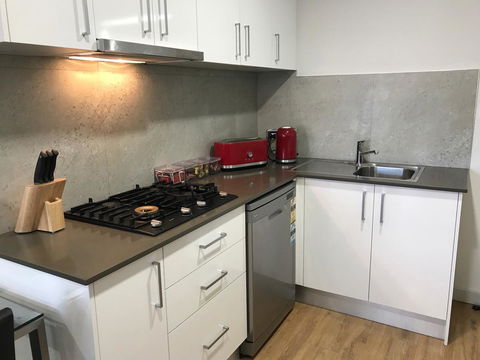 Jesmond Executive Villas - Accommodation Rockhampton 6
