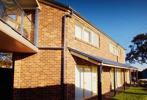 Jesmond Executive Villas - Accommodation Rockhampton 14
