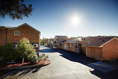Jesmond Executive Villas - Accommodation Rockhampton 12