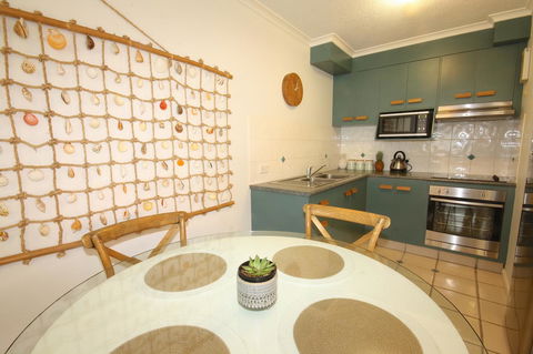 Cossies By The Sea - Accommodation Rockhampton 9