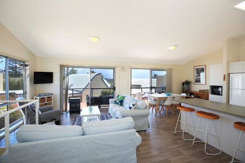 The Cove At Culburra - Direct Access To Beach - Accommodation Rockhampton 1