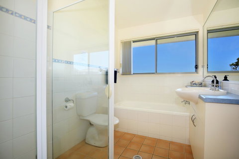 The Cove At Culburra - Direct Access To Beach - Accommodation Rockhampton 14