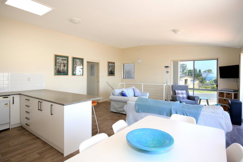 The Cove At Culburra - Direct Access To Beach - Accommodation Rockhampton 8