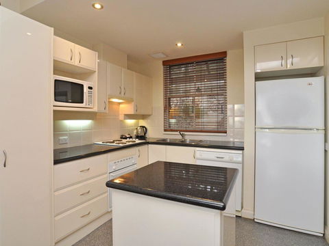 Villa Executive 2br Cypress DS Located Within Cypress Lakes Resort - Accommodation Rockhampton 13