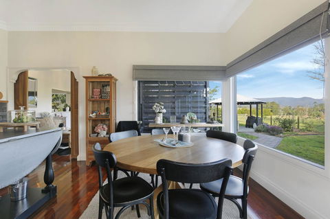 Romanz In The Valley (Luxury B&B) - Accommodation Rockhampton 18