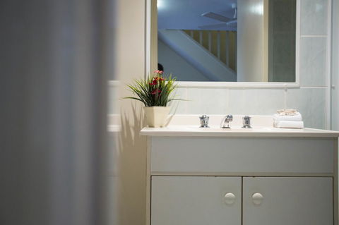 Byron Central Apartments - Accommodation Rockhampton 2