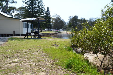 Sundial Holiday Units - Accommodation Rockhampton 12