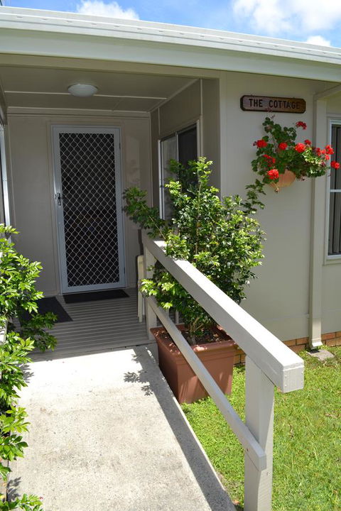 Sundial Holiday Units - Accommodation Rockhampton 22