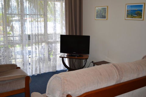 Sundial Holiday Units - Accommodation Rockhampton 36