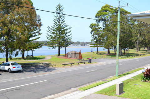 Sundial Holiday Units - Accommodation Rockhampton 10