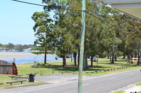 Sundial Holiday Units - Accommodation Rockhampton 5
