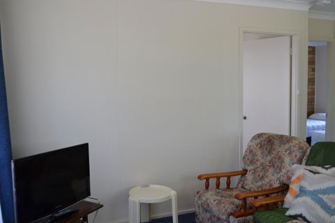 Sundial Holiday Units - Accommodation Rockhampton 37