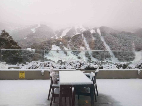 Lantern 1 Bedroom Balcony With Panoramic View - Accommodation Rockhampton 4