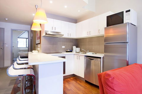 Lantern 1 Bedroom Balcony With Panoramic View - Accommodation Rockhampton 42