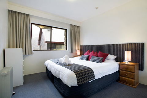 Lantern 1 Bedroom Balcony With Panoramic View - Accommodation Rockhampton 28