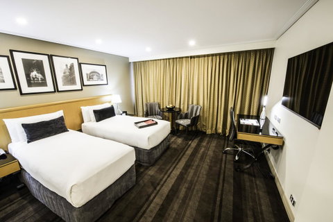 Rydges World Square - Accommodation Rockhampton 14