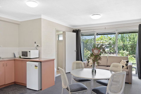 The Park Hotel Motel, Suffolk Park - Accommodation Rockhampton 9