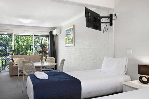 The Park Hotel Motel, Suffolk Park - Accommodation Rockhampton 10
