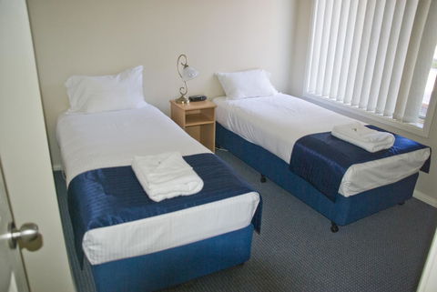 Colonial Court Villas - Accommodation Rockhampton 33