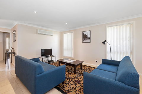 Colonial Court Villas - Accommodation Rockhampton 26