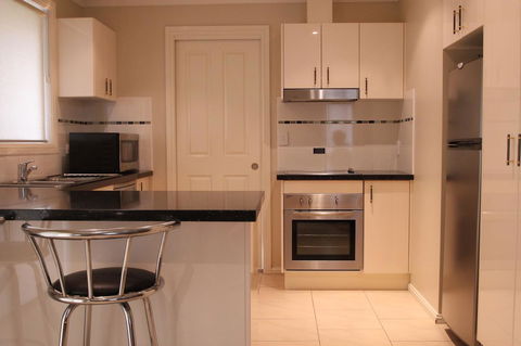Colonial Court Villas - Accommodation Rockhampton 27