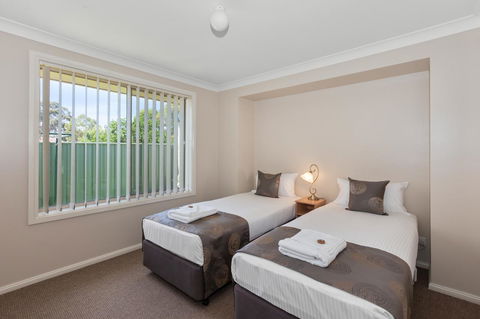 Colonial Court Villas - Accommodation Rockhampton 37