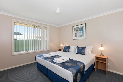 Colonial Court Villas - Accommodation Rockhampton 30