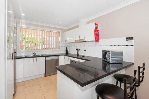 Colonial Court Villas - Accommodation Rockhampton 17