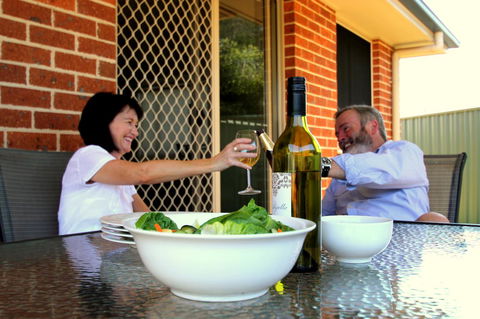 Colonial Court Villas - Accommodation Rockhampton 25