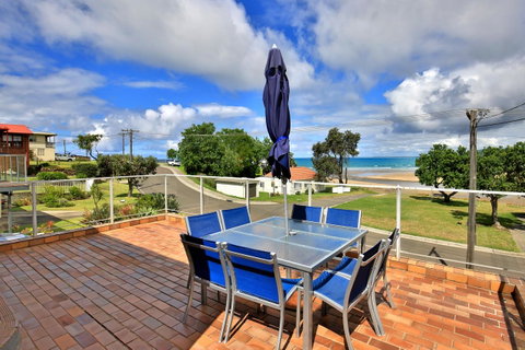 The Rotunda, Gerroa - Accommodation Rockhampton 1