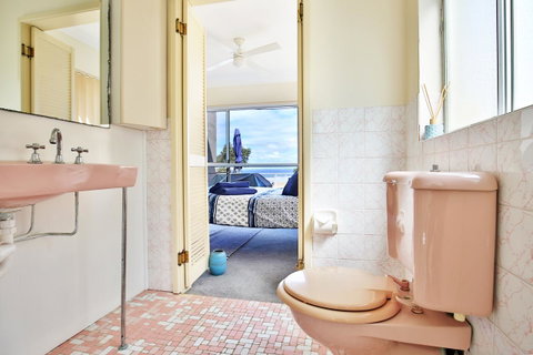 The Rotunda, Gerroa - Accommodation Rockhampton 26