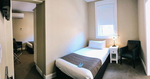 CH Boutique Hotel & Apartments, Ascend Hotel Collection - Accommodation Rockhampton 39