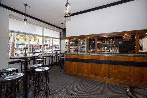 CH Boutique Hotel & Apartments, Ascend Hotel Collection - Accommodation Rockhampton 30