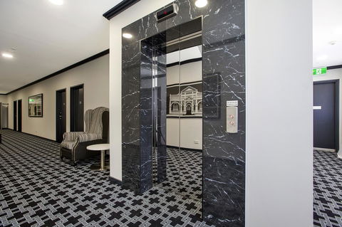 CH Boutique Hotel & Apartments, Ascend Hotel Collection - Accommodation Rockhampton 5