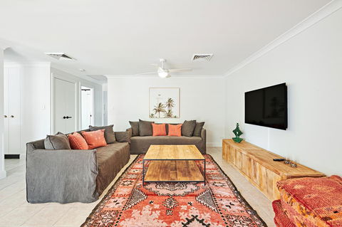 The Lord Byron - Accommodation Rockhampton 28