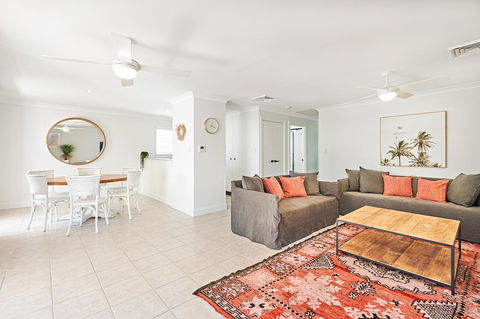The Lord Byron - Accommodation Rockhampton 12