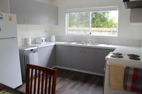 Little Gem - Accommodation Rockhampton 3