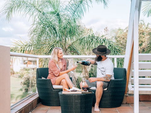 Waves Byron Bay - Accommodation Rockhampton 11