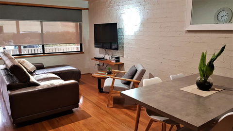 Great Escape Lofts - Accommodation Rockhampton 9