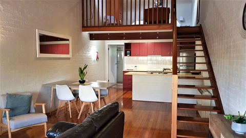 Great Escape Lofts - Accommodation Rockhampton 22
