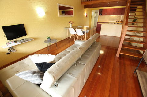 Great Escape Lofts - Accommodation Rockhampton 20