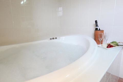 Great Escape Lofts - Accommodation Rockhampton 28