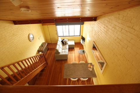 Great Escape Lofts - Accommodation Rockhampton 21