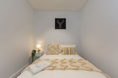 High Rise Apt In Heart Of Sydney Wt Harbour View - Accommodation Rockhampton 14