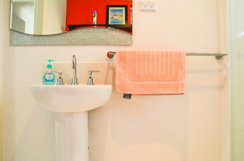 Yigala House - Accommodation Rockhampton 28