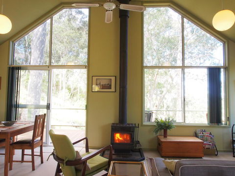 Bundle Hill Cottages - Accommodation Rockhampton 13