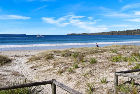 Huskisson Holiday Motel Cabins - Accommodation Rockhampton 15