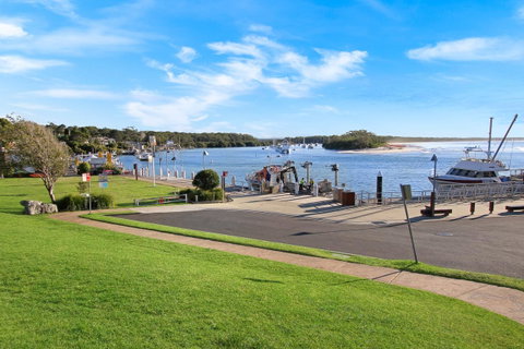 Huskisson Holiday Motel Cabins - Accommodation Rockhampton 4