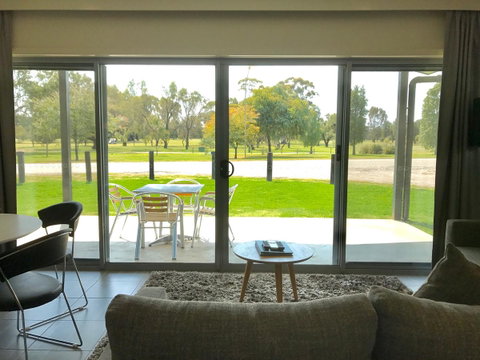 Comfort Suites Clubarham Golf Resort - Accommodation Rockhampton 13